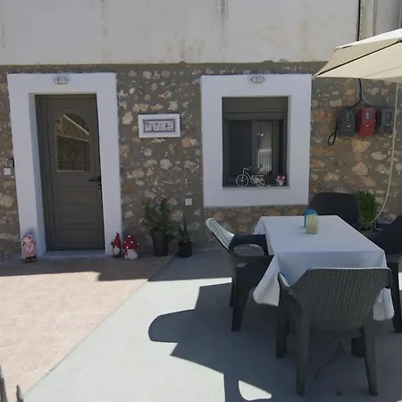 Apartment Nikis Hοuse *